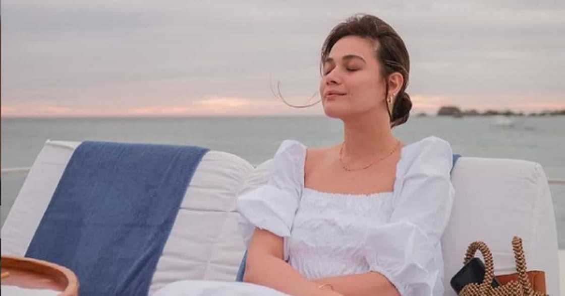 Bea Alonzo stuns netizens with sultry photos and talks about growth amid the pandemic Bea Alonzo stuns netizens with sultry photos and talks about growth amid the pandemic