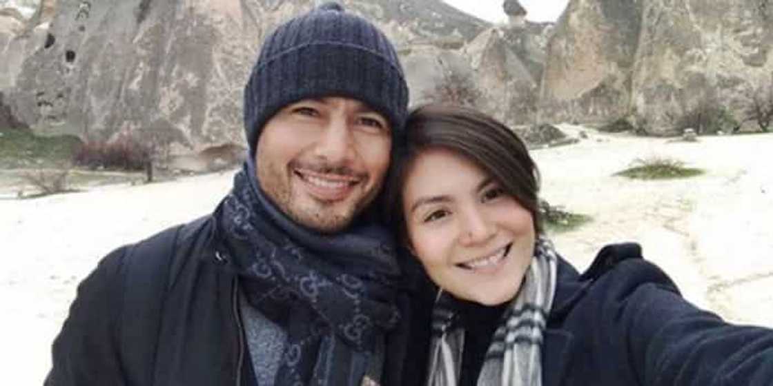 Derek Ramsay confirms break up with girlfriend Joanne Villablanca Derek Ramsay confirms break up with girlfriend Joanne Villablanca