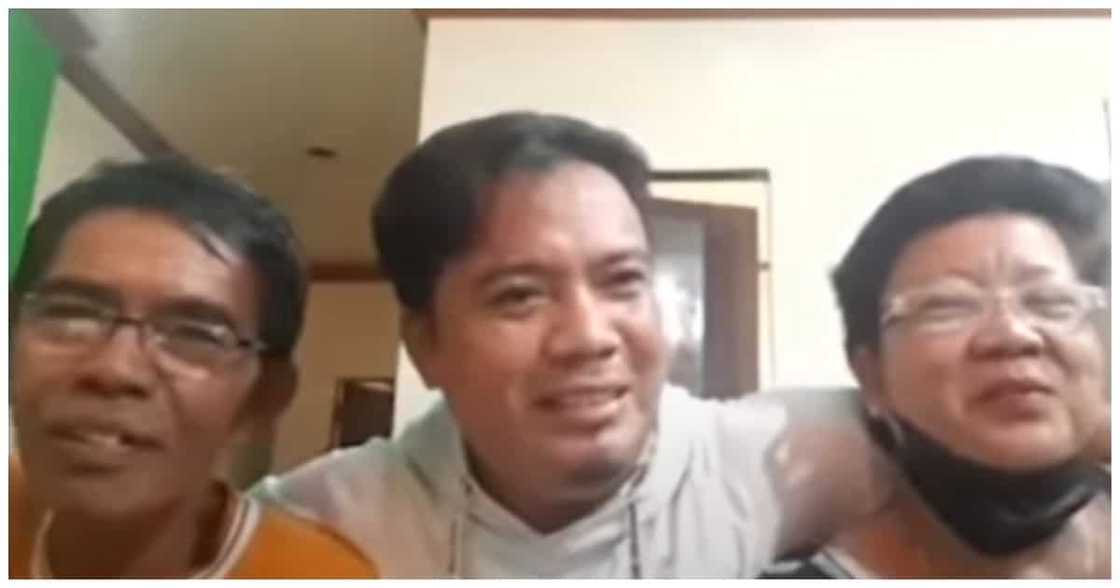 OFW na tatlong taong di nakauwi, nagkunwaring customer para i-surprise ang pamilya OFW na tatlong taong di nakauwi, nagkunwaring customer para i-surprise ang pamilya