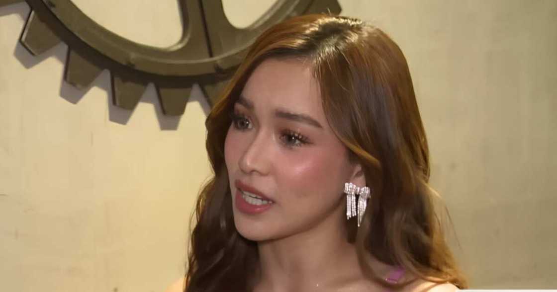 Jackie Gonzaga, ibinahagi ang sinabi sa kanya ni Vice Ganda ukol sa viral video niya sa bar Jackie Gonzaga, ibinahagi ang sinabi sa kanya ni Vice Ganda ukol sa viral video niya sa bar