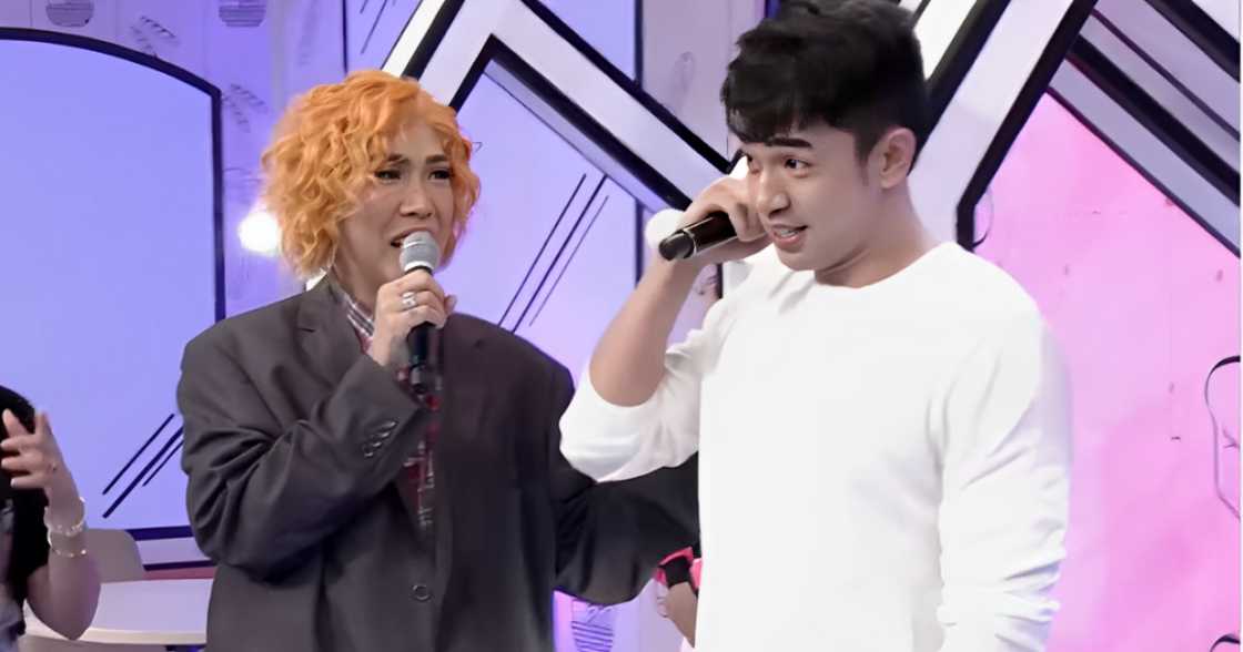 David Licauco, namula umano ang tenga nang tanungin ni Vice Ganda ukol sa leading lady David Licauco, namula umano ang tenga nang tanungin ni Vice Ganda ukol sa leading lady
