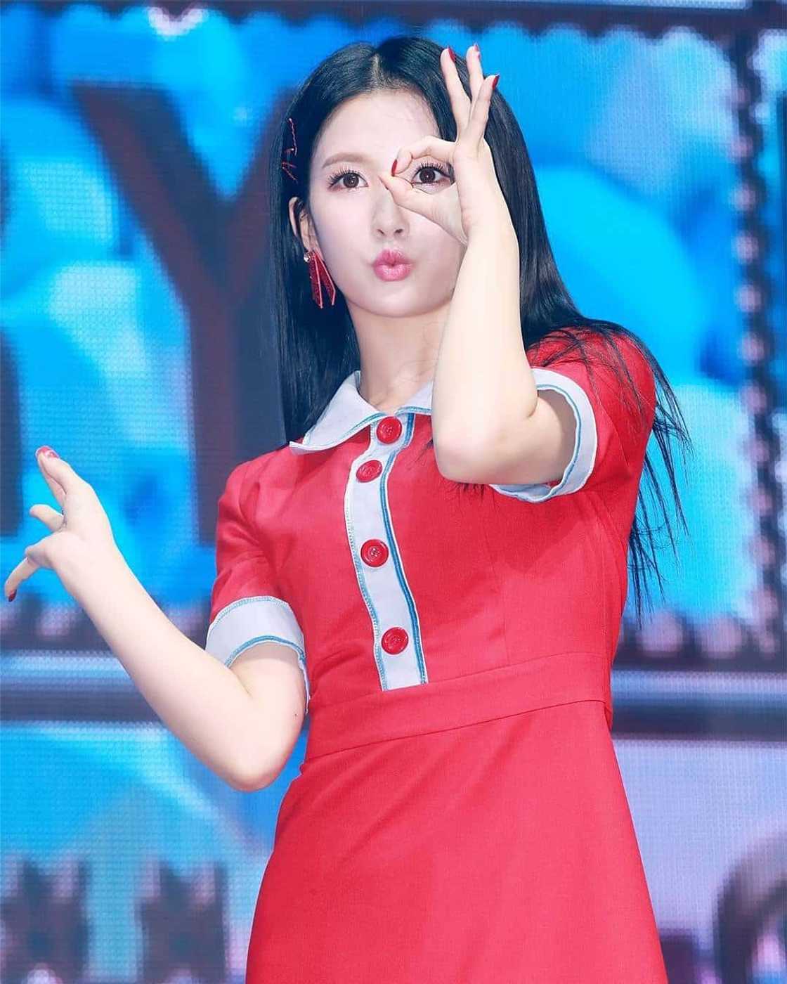 Gugudan sally Gugudan sally