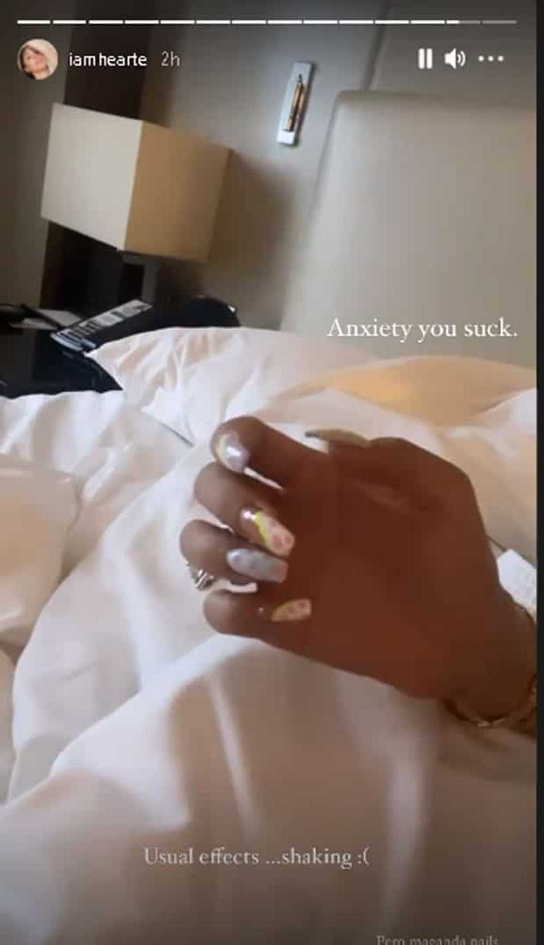Heart Evangelista, ipinakita ang nanginginig na mga kamay dahil sa anxiety Heart Evangelista, ipinakita ang nanginginig na mga kamay dahil sa anxiety