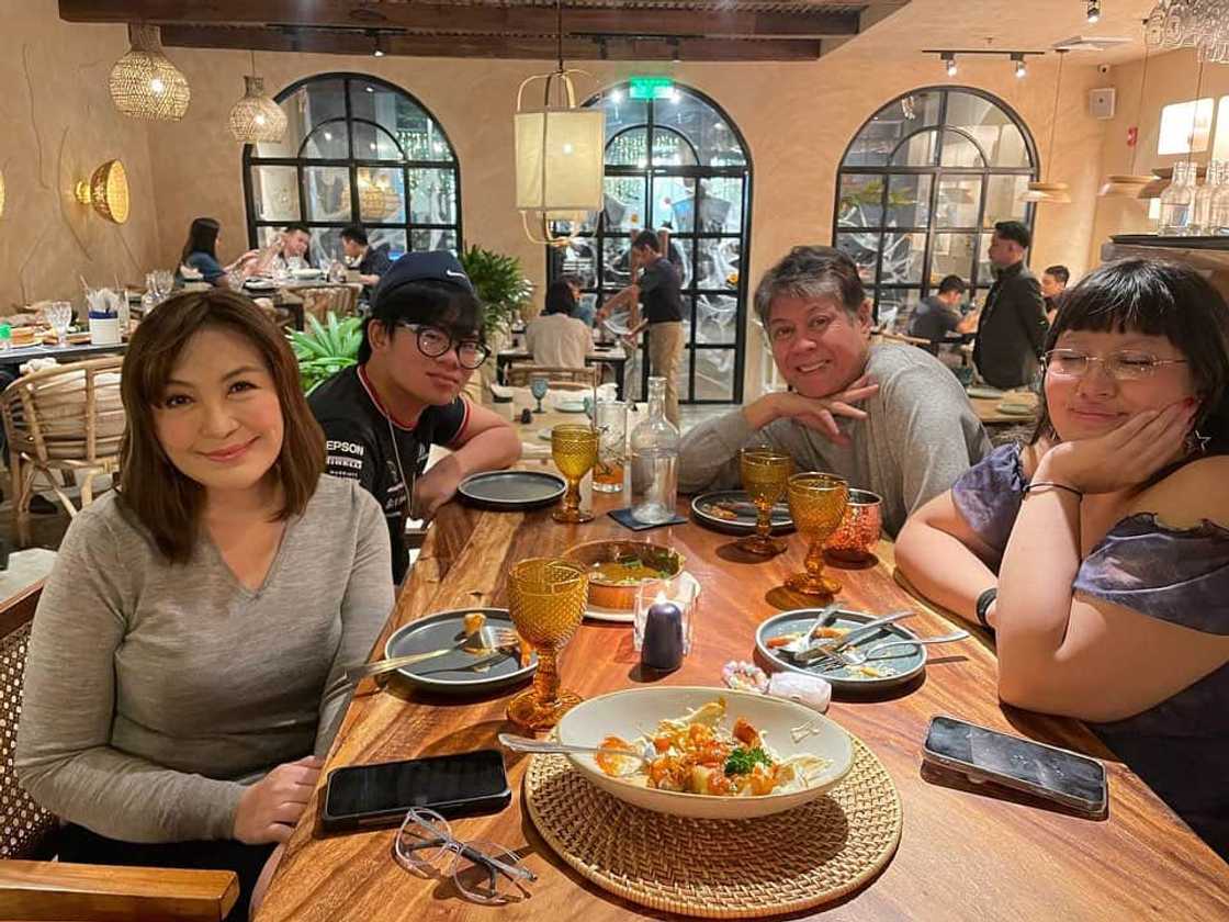 Sharon Cuneta, nasasaktan dahil nadadamay ang mga anak sa negativity: "Please, tama na" Sharon Cuneta, nasasaktan dahil nadadamay ang mga anak sa negativity: "Please, tama na"