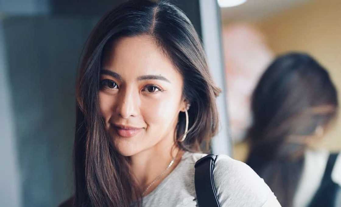 Kim Chiu, nakatanggap ng 'pangtagal maga' mula kay Maricel Soriano bago ang sampalan scene Kim Chiu, nakatanggap ng 'pangtagal maga' mula kay Maricel Soriano bago ang sampalan scene