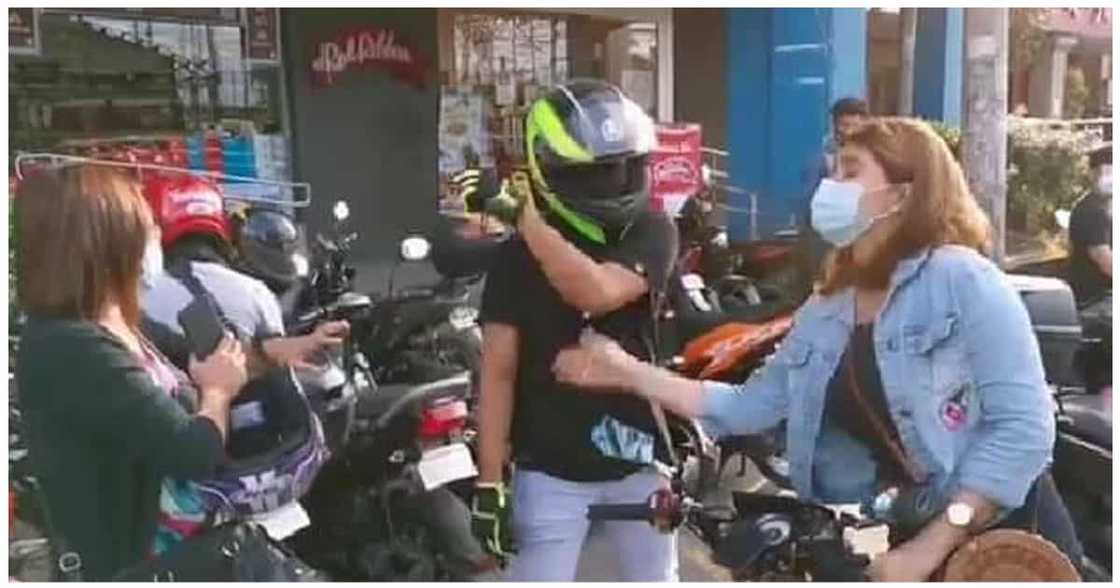 Video ng mister na nahuling may ibang angkas, viral sa social media Video ng mister na nahuling may ibang angkas, viral sa social media