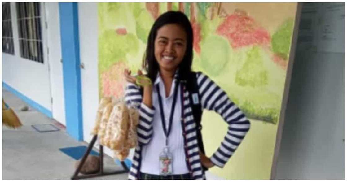 Estudyanteng iginapang ang pag-aaral sa paglalako ng chicharon, college graduate na