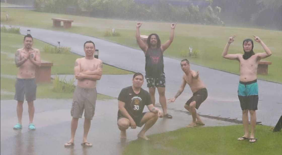 Parokya ni Edgar, stranded sa Sorsogon: "Naligo nalang kami sa ulan"