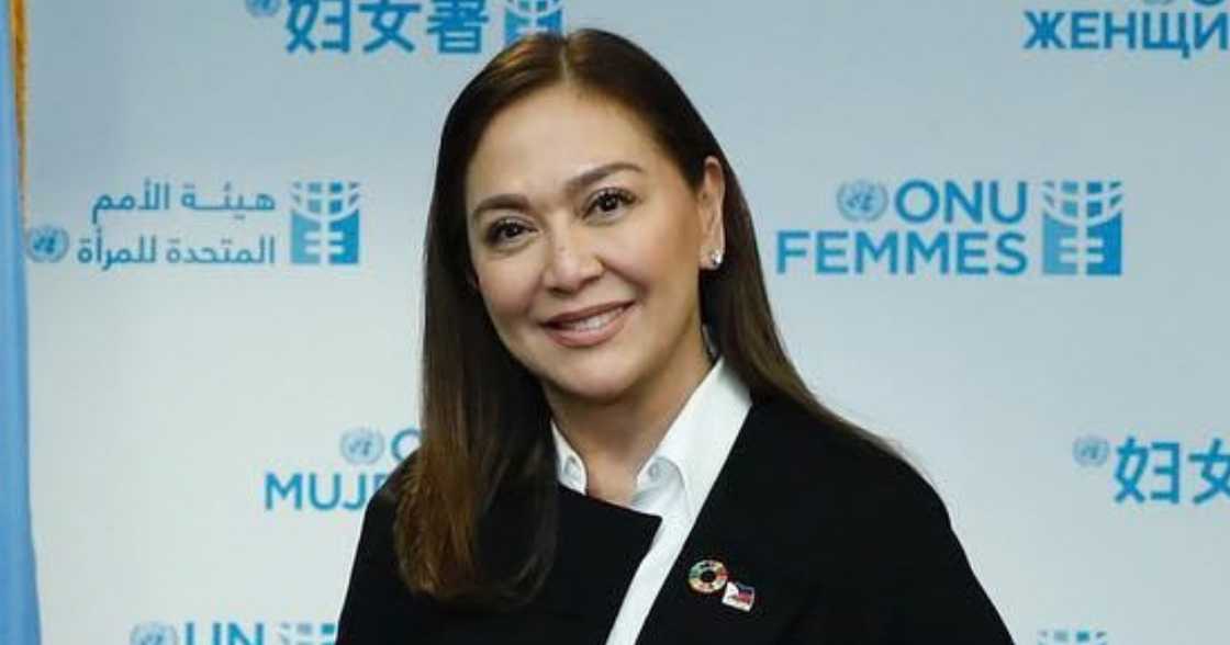 Karen Davila, may di-inaasahang reunion habang nasa London kasama ang anak na si Lucas Karen Davila, may di-inaasahang reunion habang nasa London kasama ang anak na si Lucas