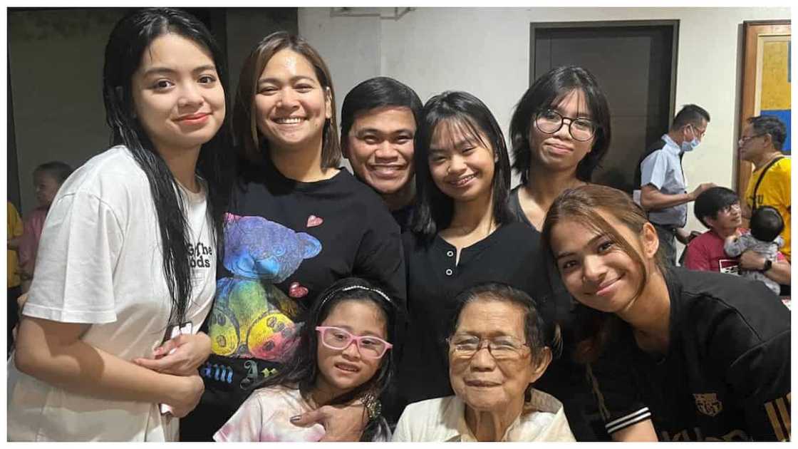 Ogie Diaz, hanga sa ina; "Inaalala pa rin ang anak sa kabila ng kanyang natitirang lakas" Ogie Diaz, hanga sa ina; "Inaalala pa rin ang anak sa kabila ng kanyang natitirang lakas"