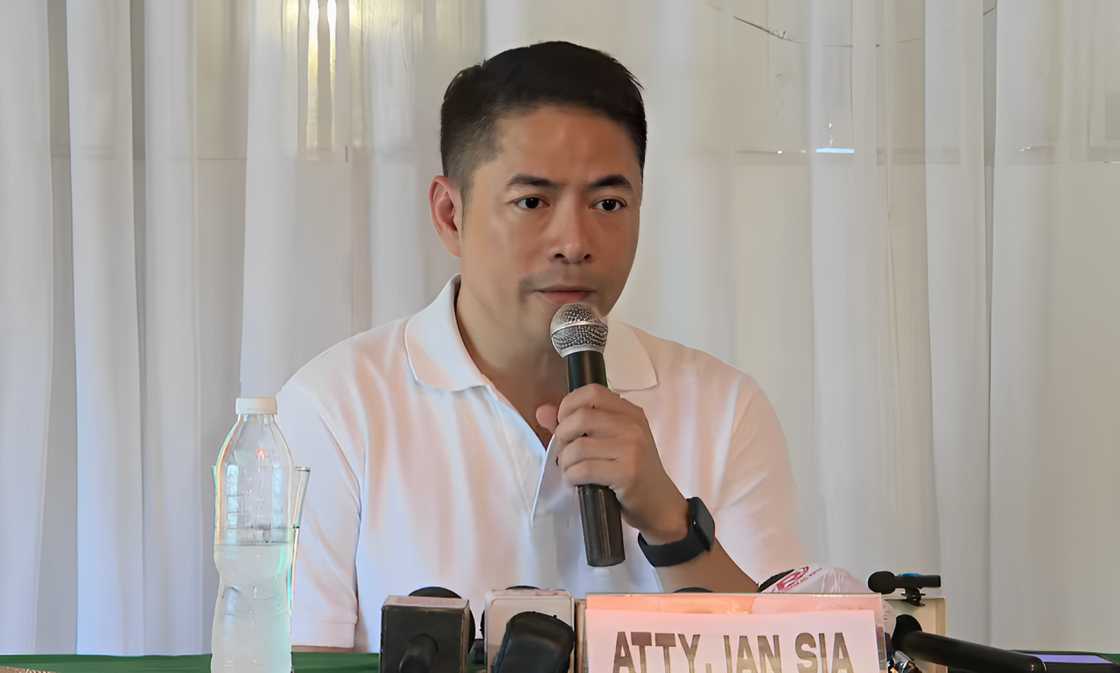 Atty. Christian Sia, humingi ng paumanhin sa kanyang ‘single mom joke' Atty. Christian Sia, humingi ng paumanhin sa kanyang ‘single mom joke'