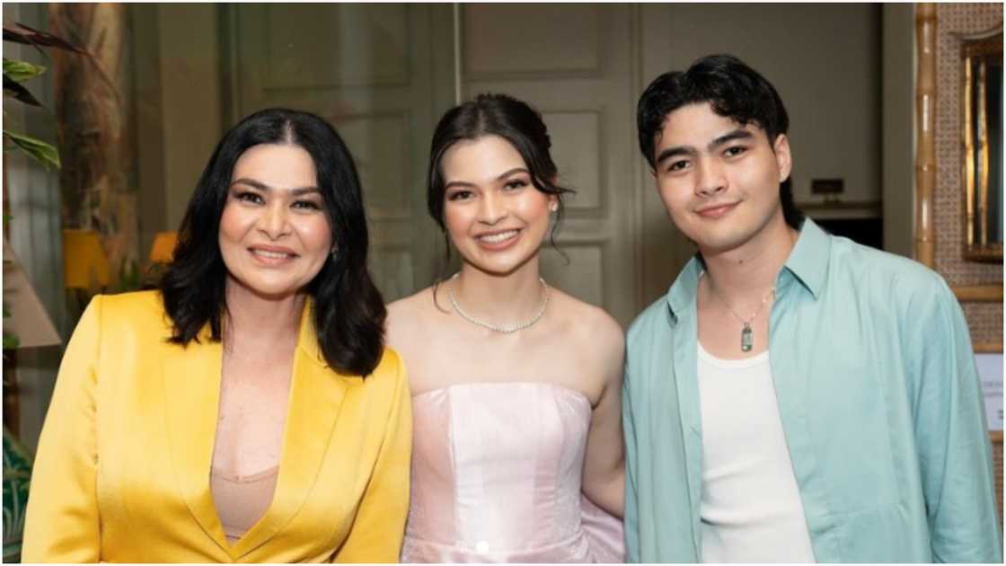 Aiko, may nakakaantig pusong mensahe kina Andre at Marthena Aiko, may nakakaantig pusong mensahe kina Andre at Marthena