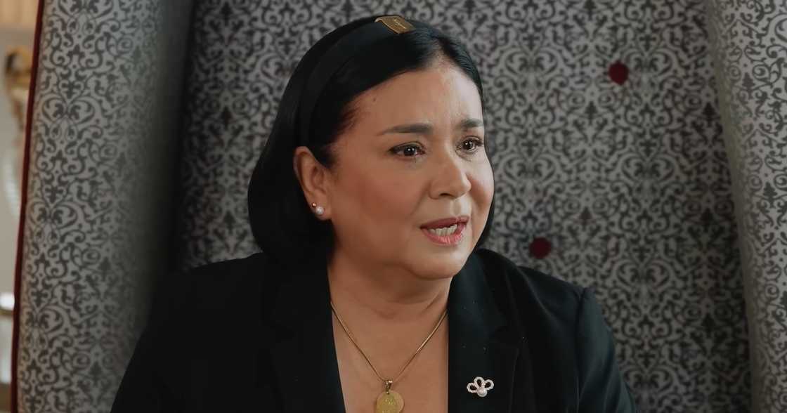 Alma Moreno, umaming umiyak sa hotel room dahil sa interview kay Karen Davila