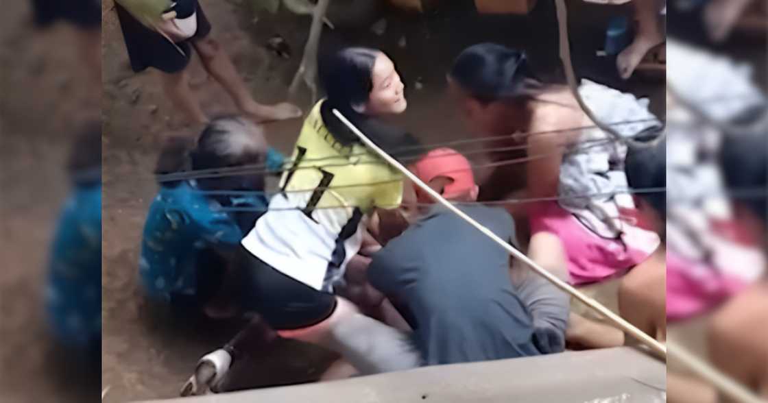 Batang aksidenteng nasakal sa duyan, naisalba ng kapitbahay na nursing student Batang aksidenteng nasakal sa duyan, naisalba ng kapitbahay na nursing student