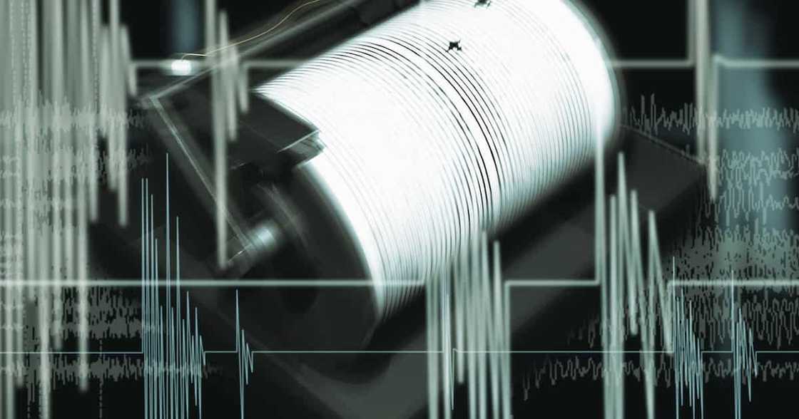 Actual footages of 7.1 magnitude earthquake in Davao City surface