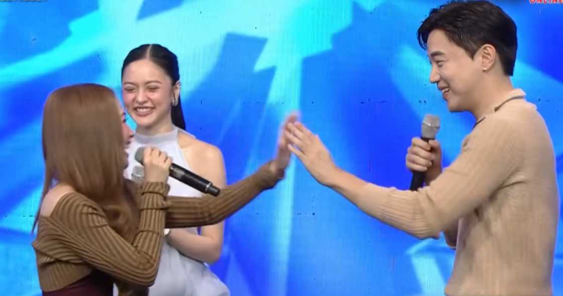 Ryan Bang, natameme matapos makita si Yeng Constantino sa ‘Showtime’ Ryan Bang, natameme matapos makita si Yeng Constantino sa ‘Showtime’