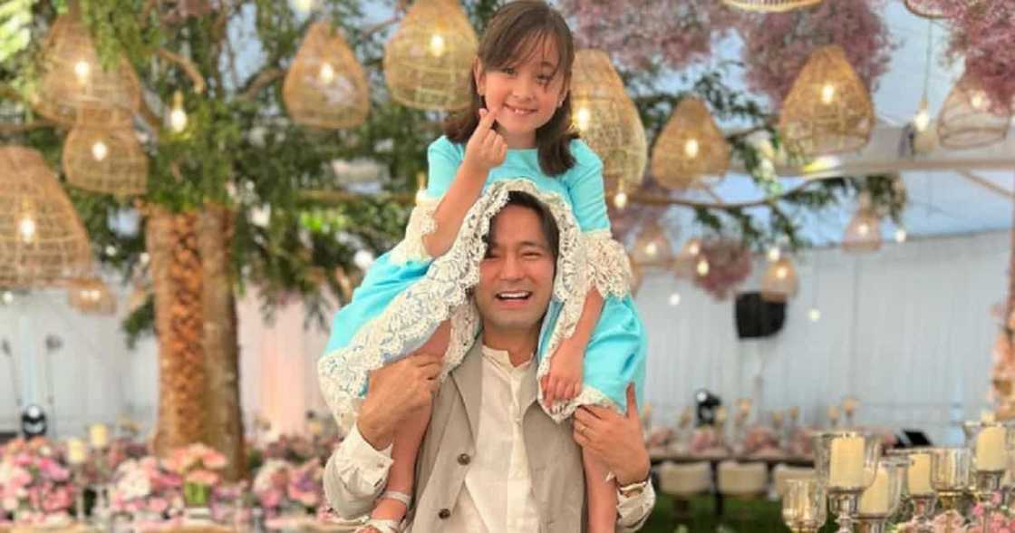 Hayden Kho congratulates Derek Ramsay; posts emotional wedding pic Hayden Kho congratulates Derek Ramsay; posts emotional wedding pic