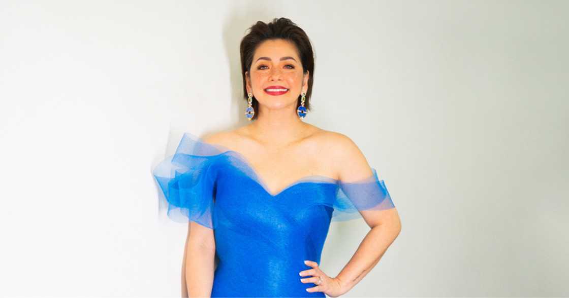 Regine Velasquez, may napansin sa mga nagre-record ng concert performances Regine Velasquez, may napansin sa mga nagre-record ng concert performances