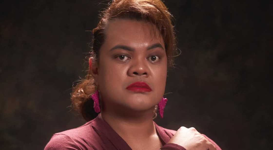 Juliana Parizcova Segovia, gaganap bilang makeup artist ni Pepsi Paloma Juliana Parizcova Segovia, gaganap bilang makeup artist ni Pepsi Paloma