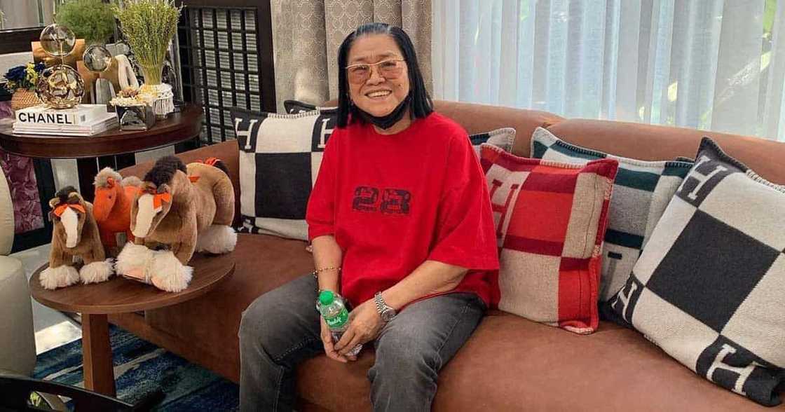 Lolit Solis, umiyak sa text ng taong nag-offer ng help paghanap ng kidney donor: “Sasagutin niya operation ko” Lolit Solis, umiyak sa text ng taong nag-offer ng help paghanap ng kidney donor: “Sasagutin niya operation ko”