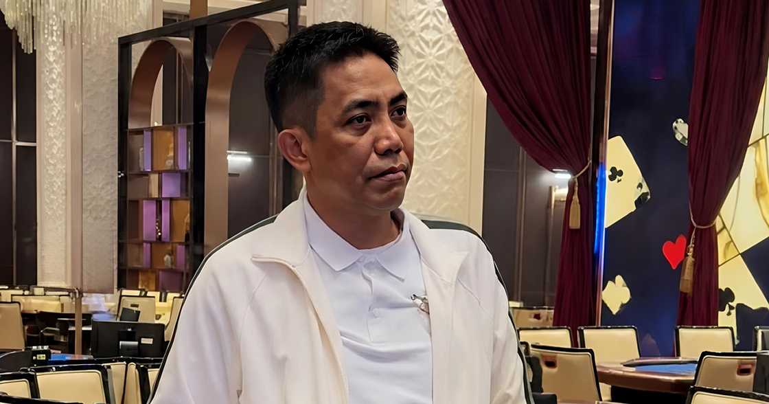 Norman Mangusin, pinost pic niyang naka-ngiti sa gitna ng pag-aresto sa kanya Norman Mangusin, pinost pic niyang naka-ngiti sa gitna ng pag-aresto sa kanya
