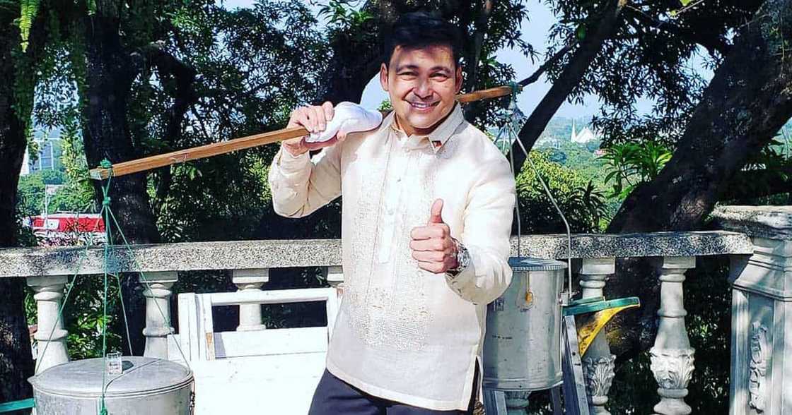 Gabby Concepcion, nag-post ng throwback photo nila ng batang KC Concepcion na nagpaantig sa maraming netizens Gabby Concepcion, nag-post ng throwback photo nila ng batang KC Concepcion na nagpaantig sa maraming netizens