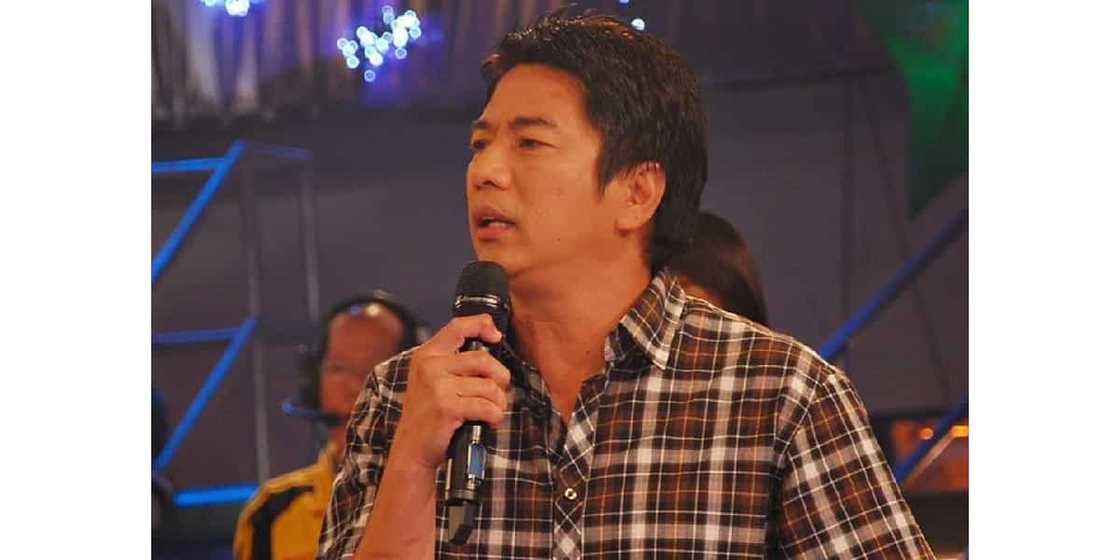 Willie Revillame, pinakita ang kanyang bagong helicopter Willie Revillame, pinakita ang kanyang bagong helicopter