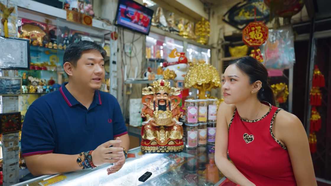 Kim Chiu, pina-Feng Shui si Paulo Avelino? KimPau fans, hindi magkamayaw sa kilig! Kim Chiu, pina-Feng Shui si Paulo Avelino? KimPau fans, hindi magkamayaw sa kilig!