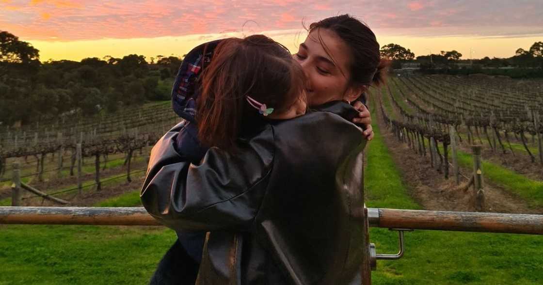 Anne Curtis shares lovely moments with Dahlia in Australia