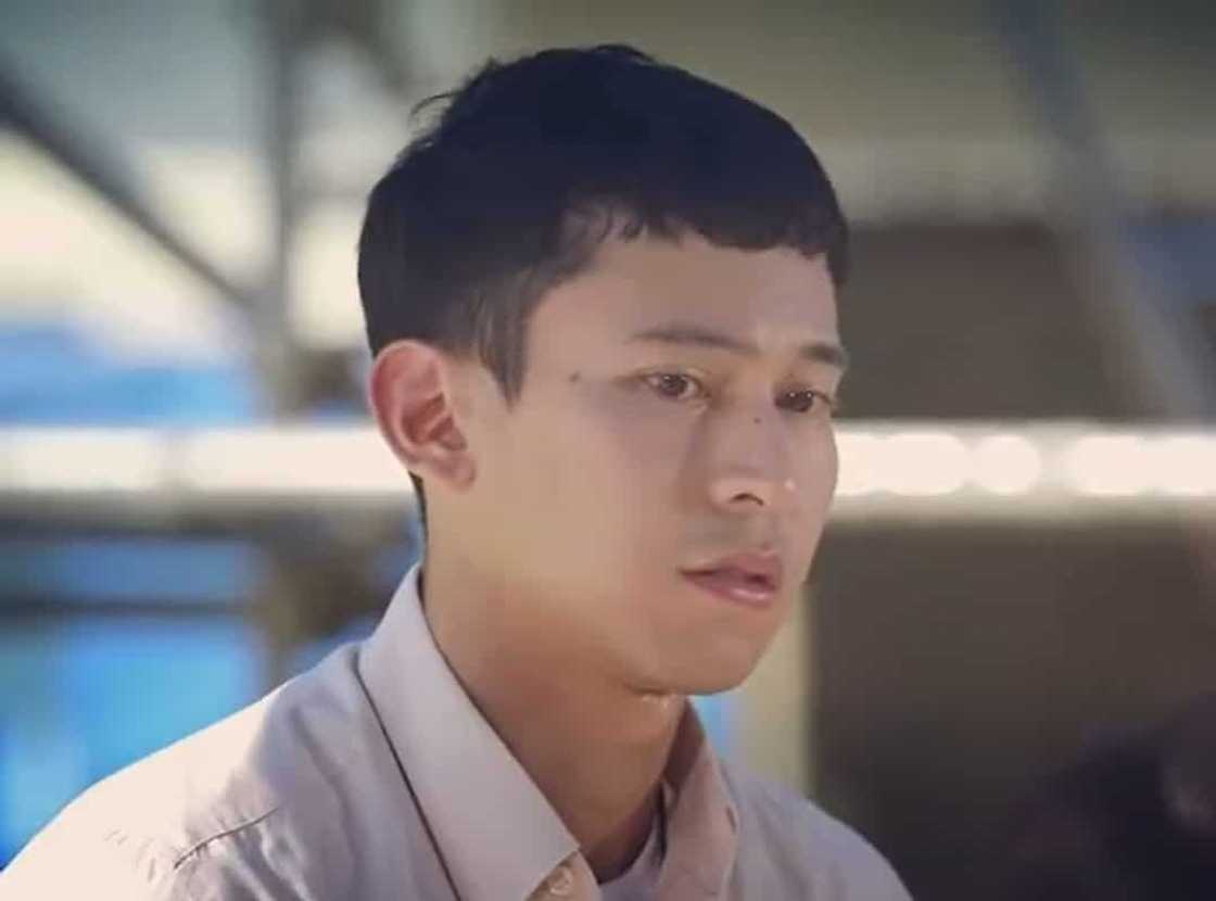 Lolit Solis, sinagot ang tanong kung effeminate si Enchong Dee: "Hindi, babae siya" Lolit Solis, sinagot ang tanong kung effeminate si Enchong Dee: "Hindi, babae siya"