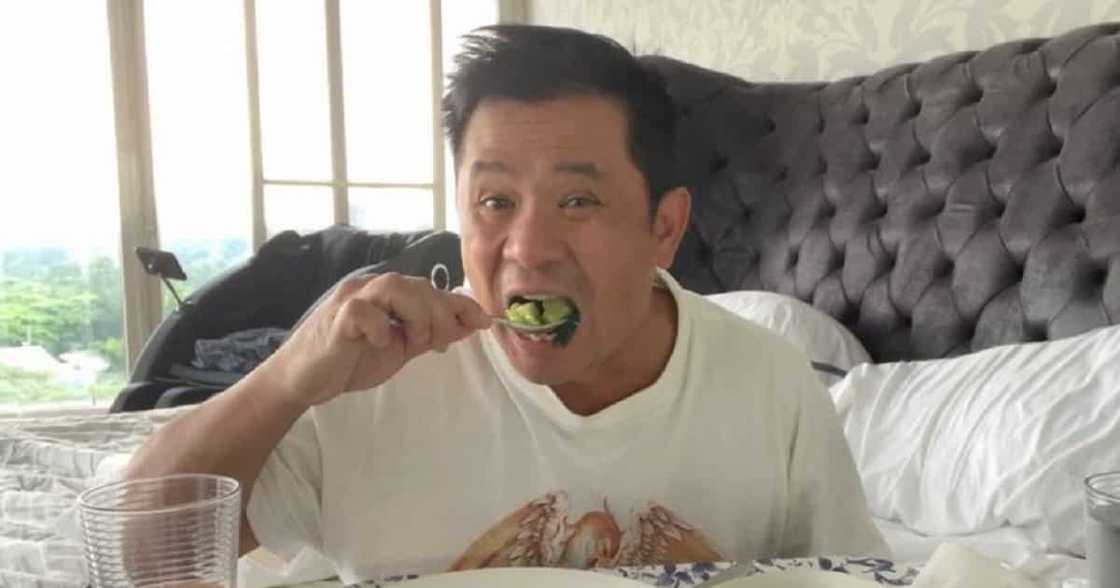 Ogie Alcasid shows Regine Velasquez’s sacrifice during his bout with COVID-19 (@ogiealcasid) Ogie Alcasid shows Regine Velasquez’s sacrifice during his bout with COVID-19 (@ogiealcasid)