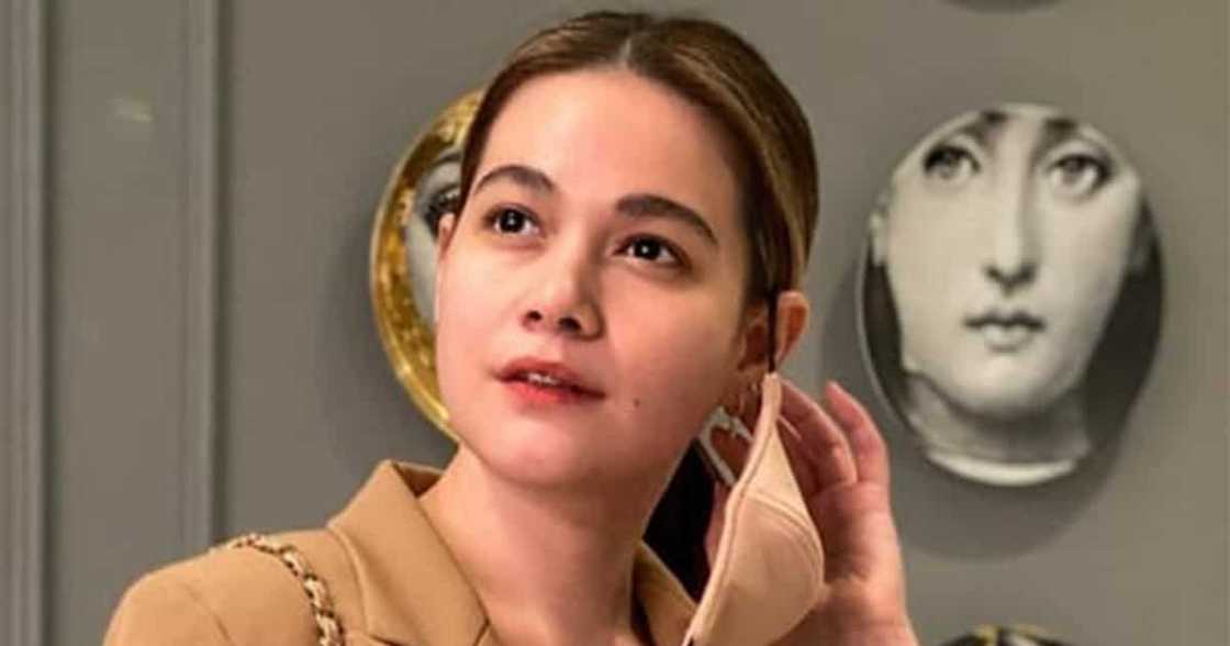 Bea Alonzo shows what’s in her bag; shows stone that can remove nega vibes