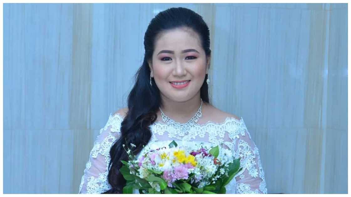 Bride, napahagulhol nang malamang LET passer na rin sa mismong araw ng kanyang kasal