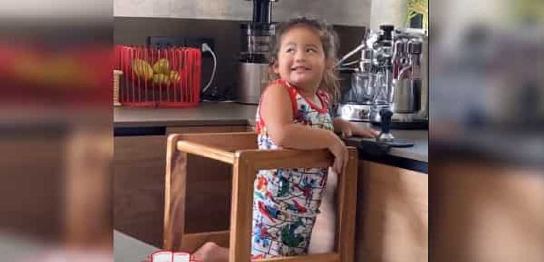 Elias Modesto, napakagwapo sa kasal ng Mama Ellen at Tito Derek niya Elias Modesto, napakagwapo sa kasal ng Mama Ellen at Tito Derek niya