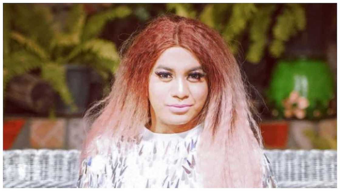Cristy at mga host ng SNN, nag-alala kay Boobay: "Hindi nabibili ang buhay" Cristy at mga host ng SNN, nag-alala kay Boobay: "Hindi nabibili ang buhay"