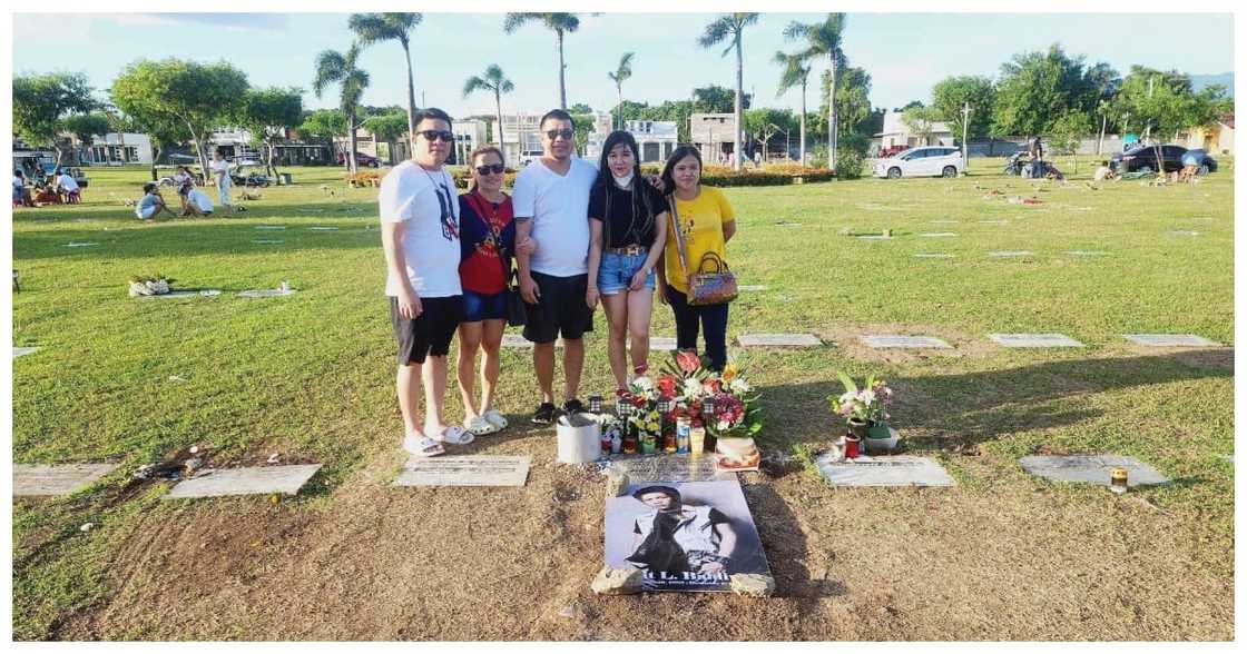 Camille Ann Miguel, dinalaw ang puntod ni Jovit Baldivino ngayong bagong taon Camille Ann Miguel, dinalaw ang puntod ni Jovit Baldivino ngayong bagong taon