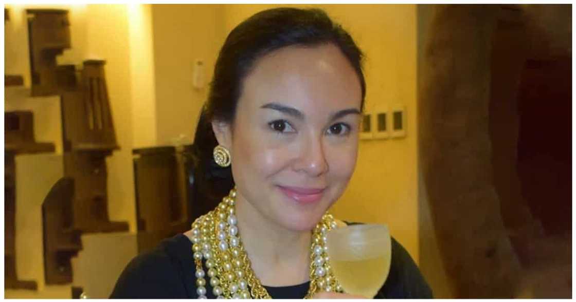 Gretchen Barretto, ipinamalas ang kanyang husay sa paghawak ng manok Gretchen Barretto, ipinamalas ang kanyang husay sa paghawak ng manok