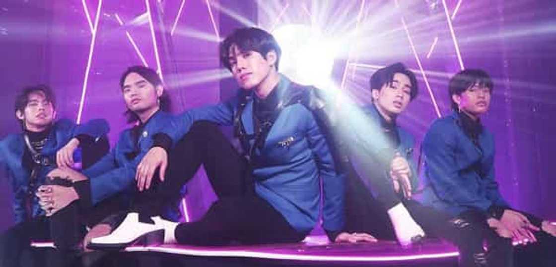 SB19/@officialsb19 SB19/@officialsb19