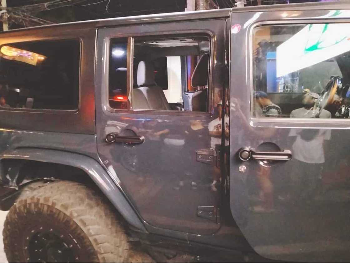 Loisa Andalio at Ronnie Alonte, nabiktima ng basag-kotse gang sa Cavite Loisa Andalio at Ronnie Alonte, nabiktima ng basag-kotse gang sa Cavite