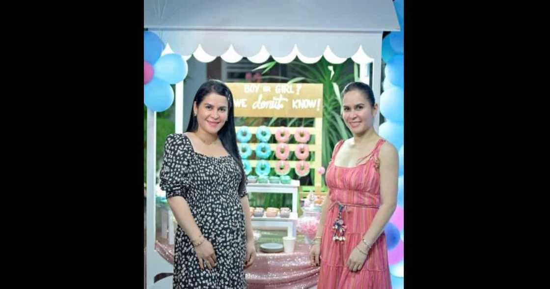 Jinkee Pacquiao’s twin sister, Janet Jamora, gives birth to third child Jinkee Pacquiao’s twin sister, Janet Jamora, gives birth to third child