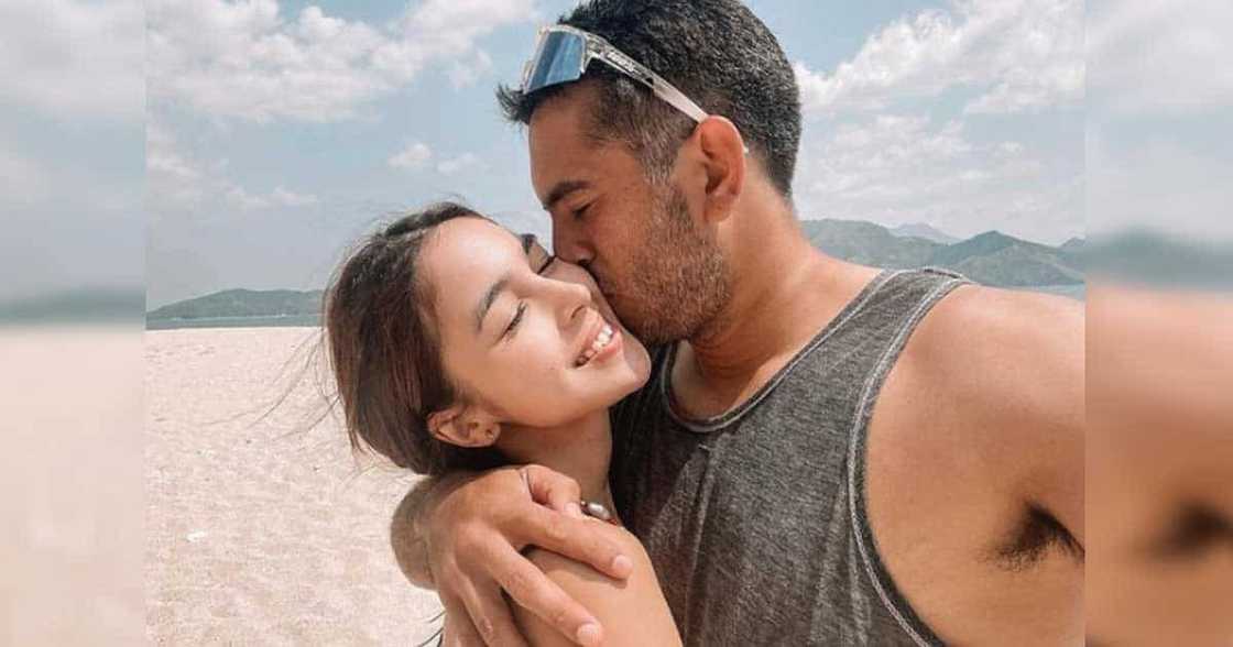 Gerald Anderson caught chillin' at Julia Barretto's birthday party Gerald Anderson caught chillin' at Julia Barretto's birthday party