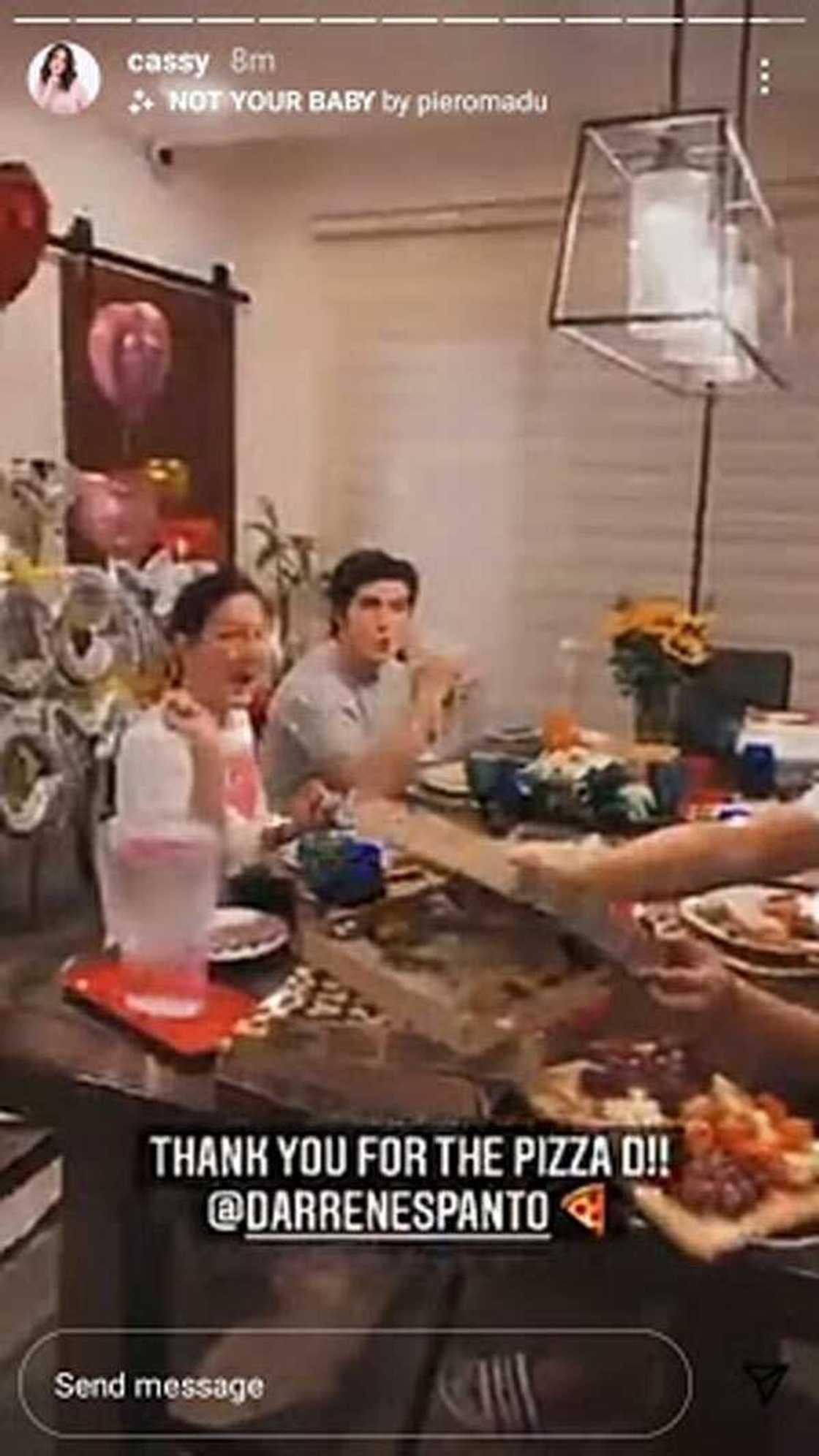 Cassy Legaspi receives sunflower bouquet from Darren Espanto Cassy Legaspi receives sunflower bouquet from Darren Espanto