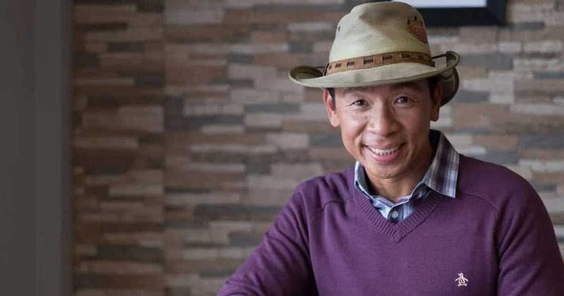 Kuya Kim Atienza, deretsahang sinagot ang basher na nagsabing ABS-CBN ang nagpasikat at nagpayaman sa kanya Kuya Kim Atienza, deretsahang sinagot ang basher na nagsabing ABS-CBN ang nagpasikat at nagpayaman sa kanya