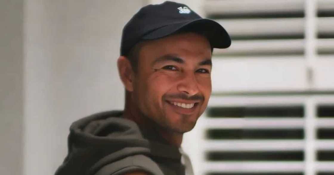 Derek Ramsay issues notice to fans: “Something is wrong with my Facebook” Derek Ramsay issues notice to fans: “Something is wrong with my Facebook”