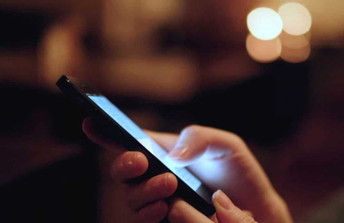 SIM card registration bill, pirma na lang ni Pangulong Duterte ang hinihintay SIM card registration bill, pirma na lang ni Pangulong Duterte ang hinihintay