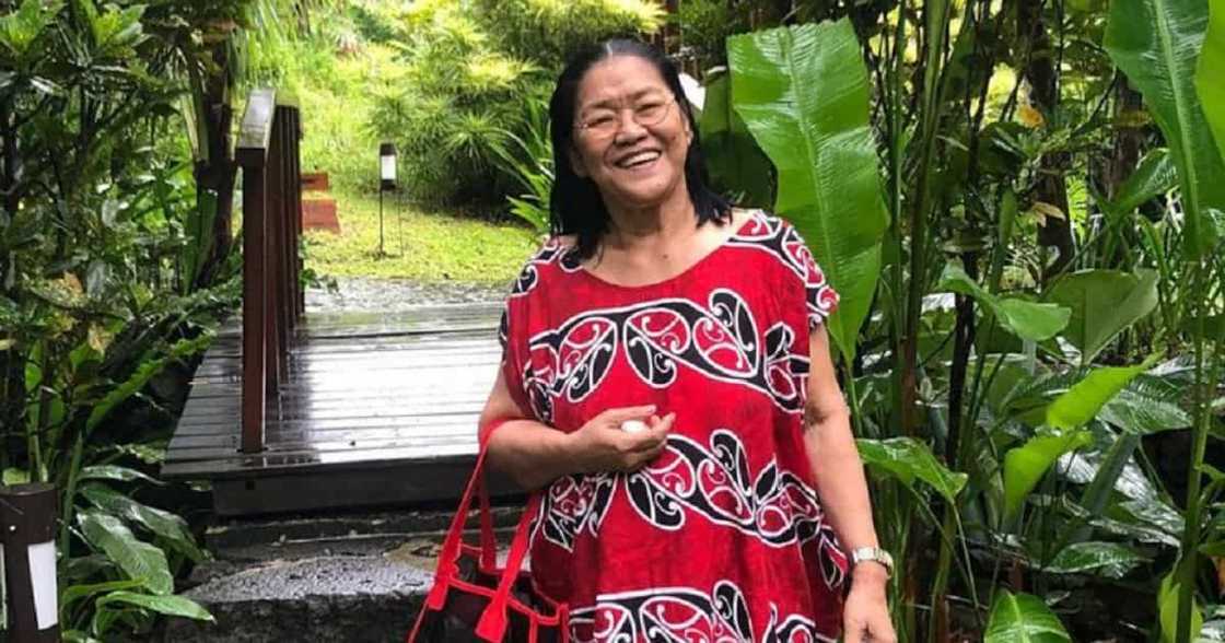 Lolit Solis (@akosilolitsolis) Lolit Solis (@akosilolitsolis)