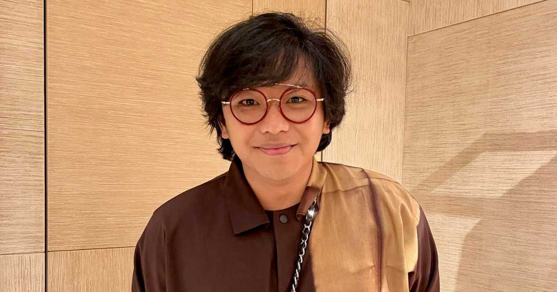Darryl Yap, nagsalita na ukol sa pagbanggit kay Vic Sotto sa pelikula niya ukol kay Pepsi Paloma Darryl Yap, nagsalita na ukol sa pagbanggit kay Vic Sotto sa pelikula niya ukol kay Pepsi Paloma