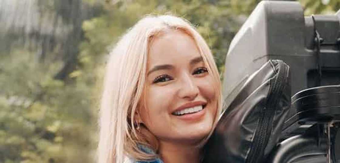 Sarah Lahbati Sarah Lahbati