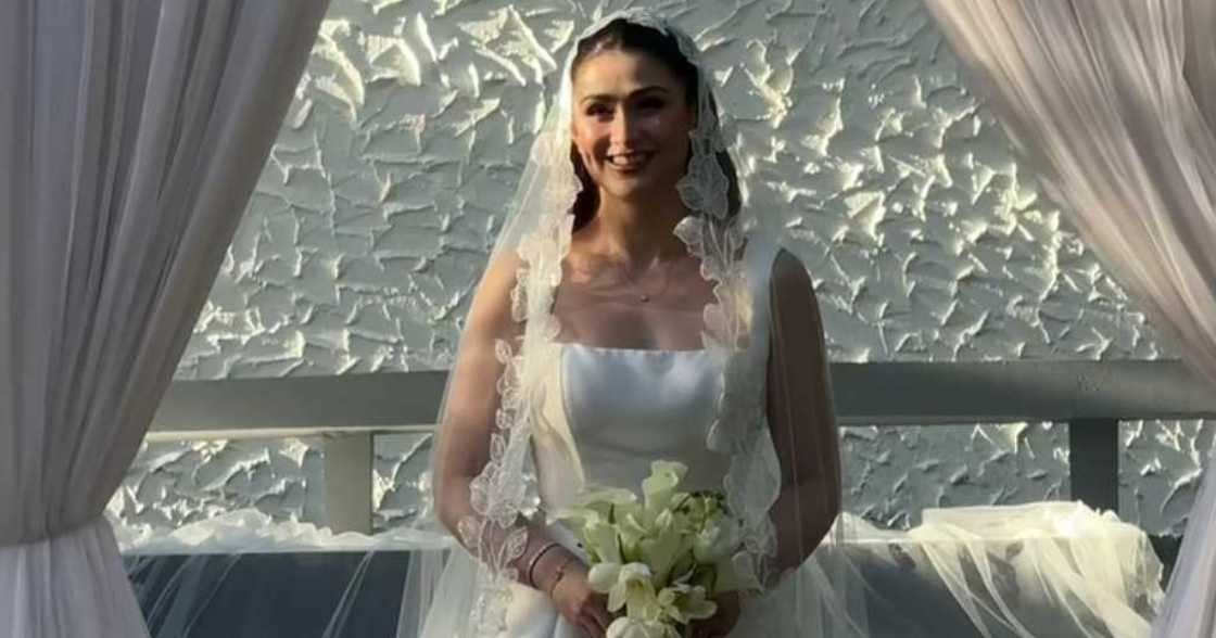Video of Carla Abellana walking down the aisle stuns netizens (Screenshot from @mrsgipitcontent)