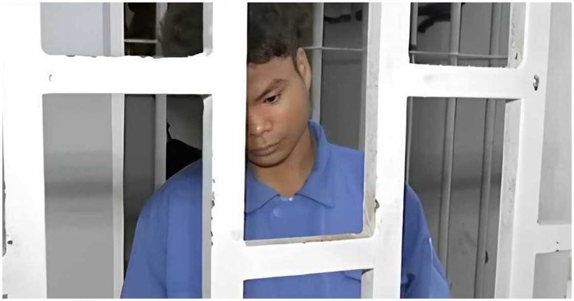 Lalaki, pinatay ng kanyang katrabaho dahil sa panlalait sa tribo niya Lalaki, pinatay ng kanyang katrabaho dahil sa panlalait sa tribo niya